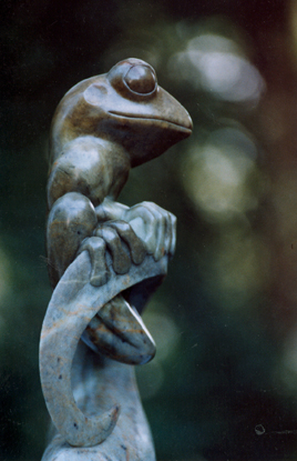 TREE FROG Brazilian soapstone 12 inches high 1992