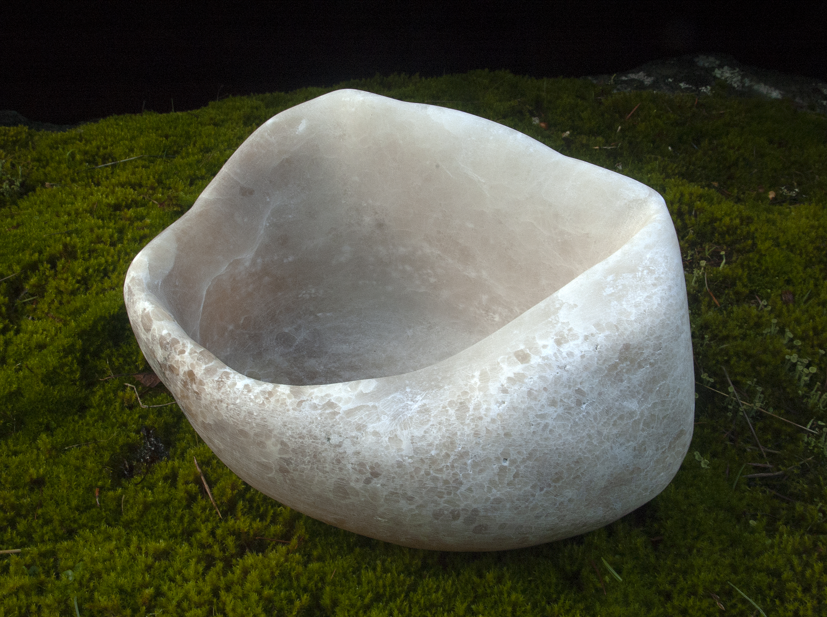 Untitled vessel Alabaster 2019 10 x 9 x 5 in