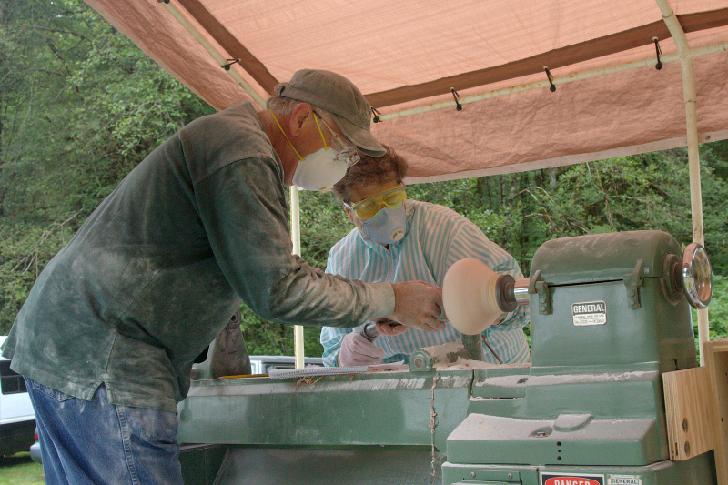 Roberta Gunnell returned this year from Soda Springs, Idaho, wanting to make a bowl with Bill Pickerd. 